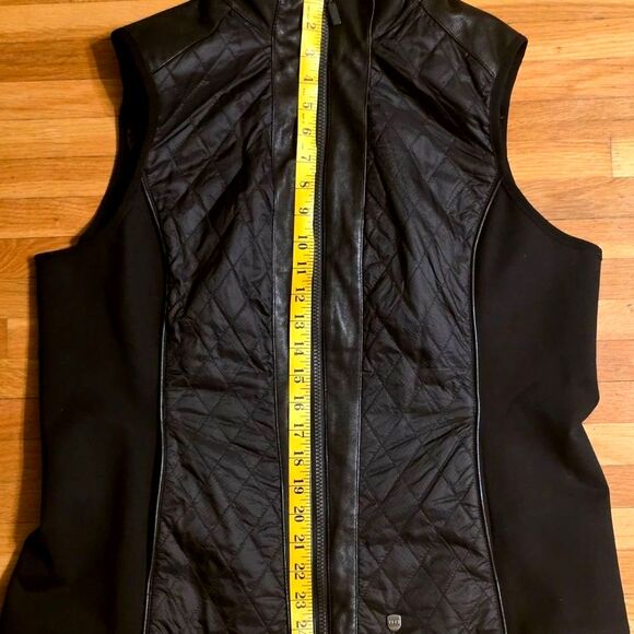 Harley Davidson Motorcycle XL Black Quilted Faux Leather Vest Stretch Panels - Picture 9 of 10